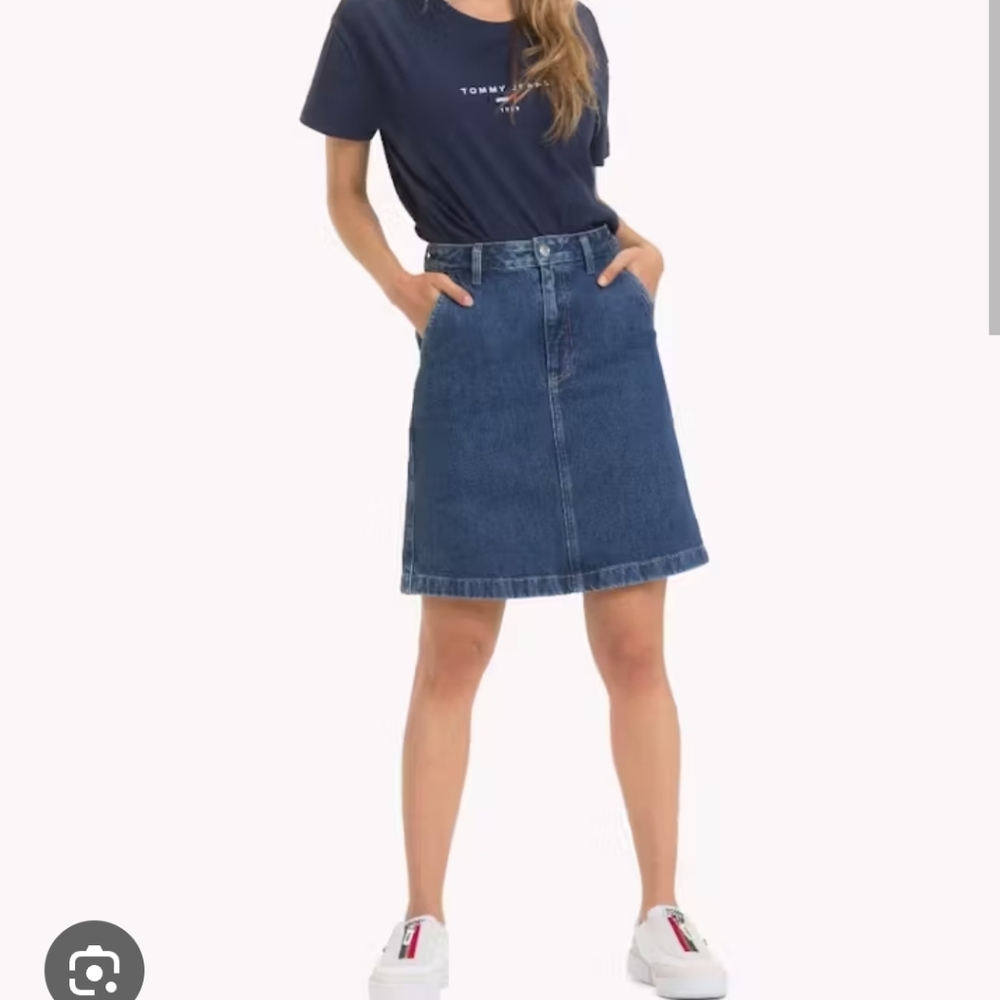 Women skirt